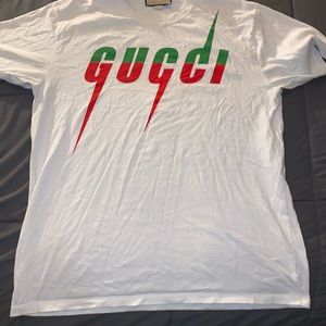 Men’s Gucci shirt size XL worn a couple times